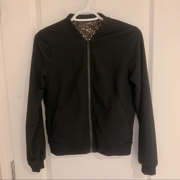 Lululemon bomber jacket (Reversible) - Picture 1 of 6
